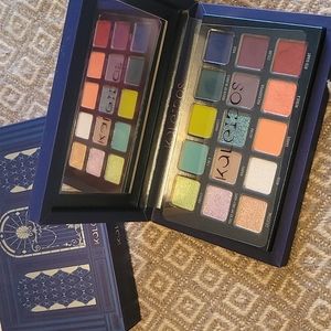 Kaleidos Club Nebula Palette